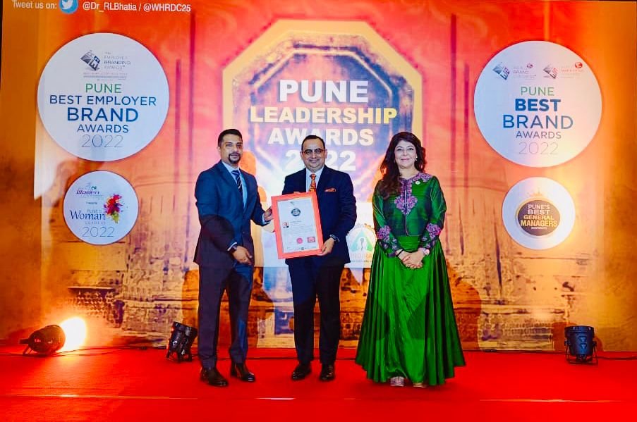 Anurag Raha General Manager Of Crowne Plaza Pune City Centre Bags Punes Best General Managers